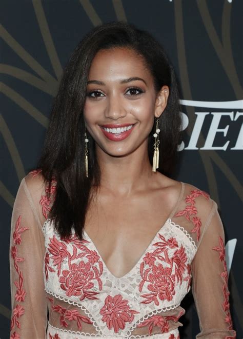 how tall is samantha logan|Samantha Logan’s biography: age, height, ethnicity,。